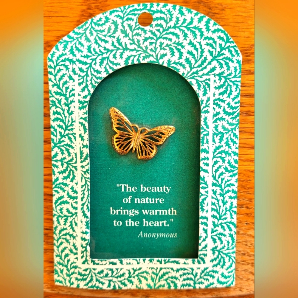 Butterfly pin